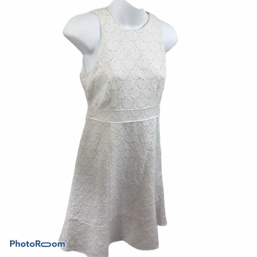 NWT White Eyelet Fit & Flare Dress Size 00P - Picture 7 of 8
